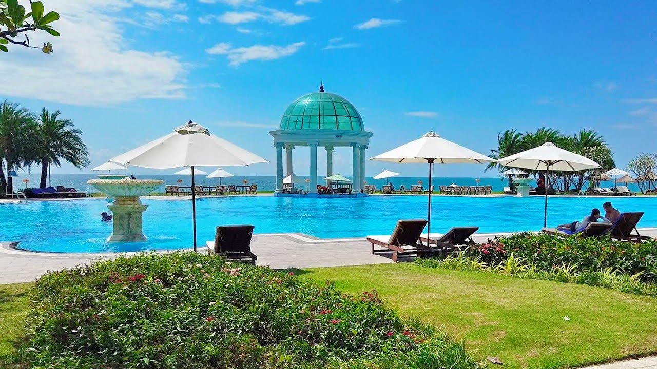 Hồ bơi Vinpearl Resort & Golf Phú Quốc