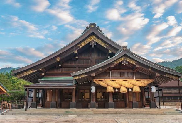 Izumo Taisha là ngôi đền không thể bỏ qua khi đến Nhật Bản