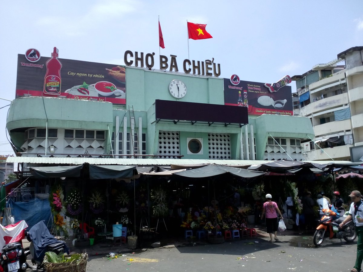 TOP 9 chợ nổi tiếng Sài Gòn phải ghé thăm