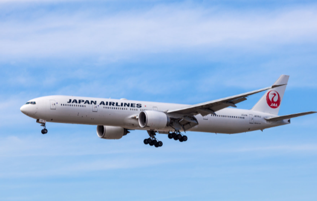 Những quy định khi trẻ em đi máy bay Japan Airlines 2023