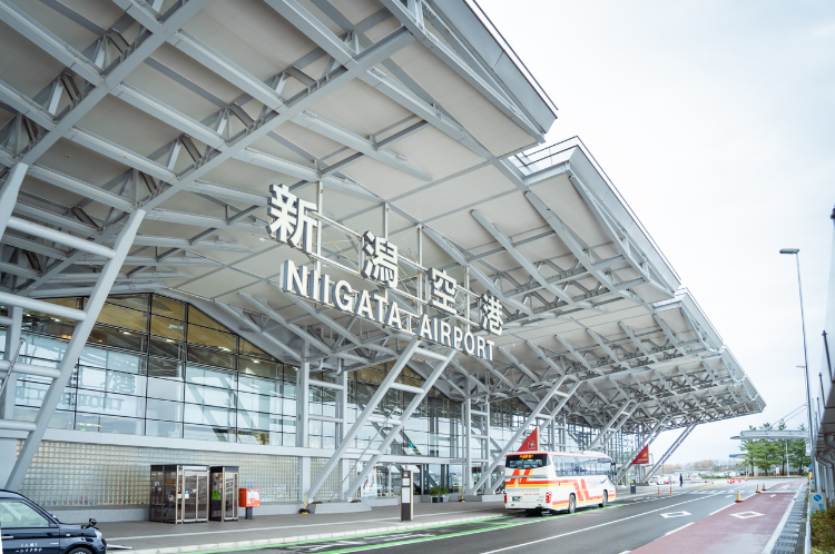 vé máy bay đi Niigata giá ưu đãi